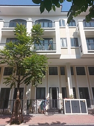 Chính chủ Cần bán nhà phố liền kề dự án Senturia Nam Sài Gòn, đường Nguyễn Văn Linh, Bình Chánh, TP HCM.
